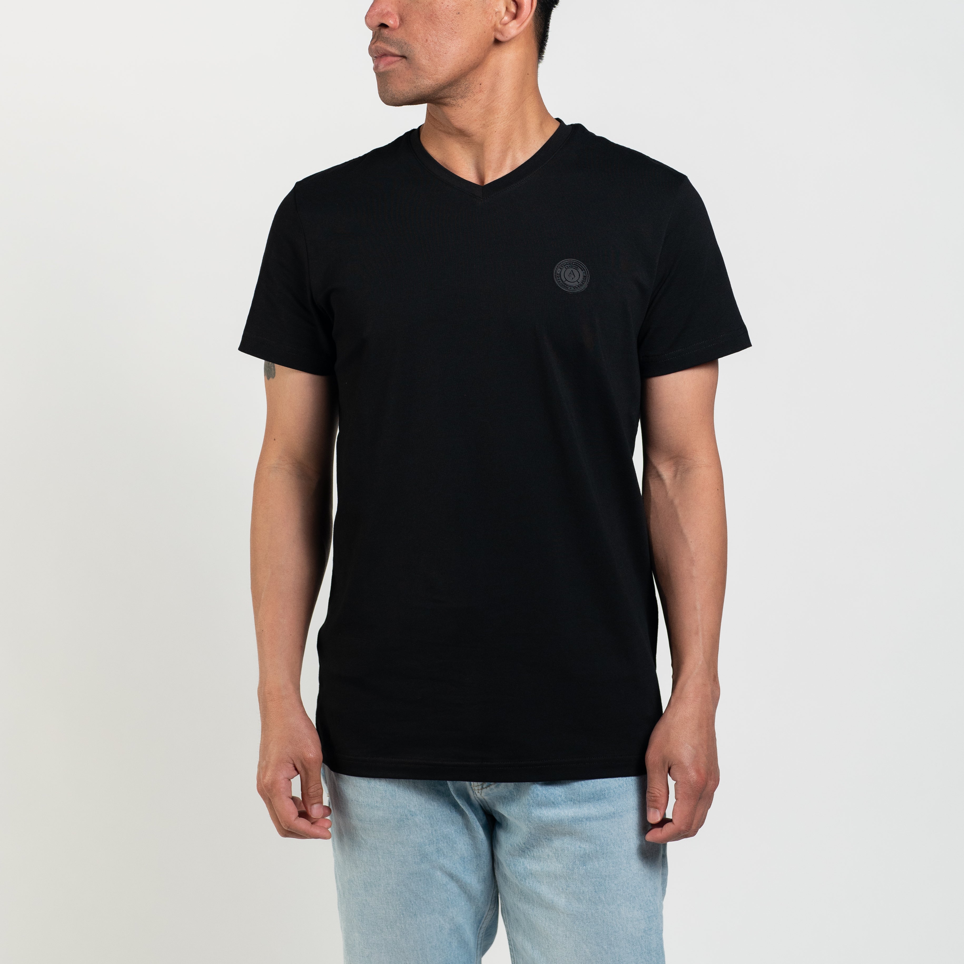 #color_black